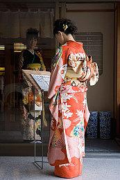 Steam新一周销量榜 《艾尔登法环》三连冠